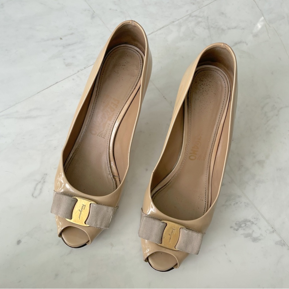 Salvatore Ferragamo Vara Bow Peep Toe Pumps